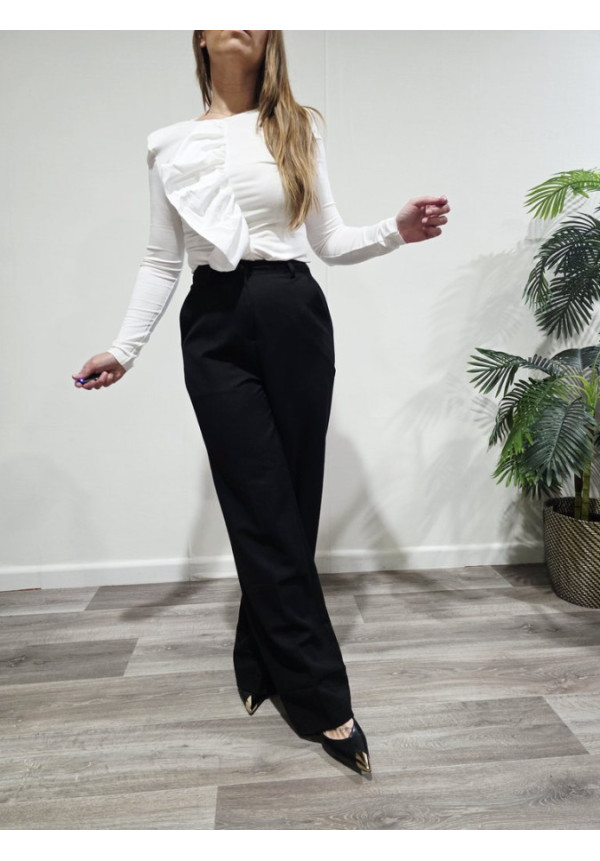 Camiseta Volante Statement